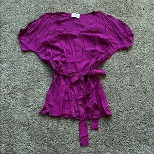 Betsey’s Boutique Shop Purple Tie Front Blouse Womens Small NWOT